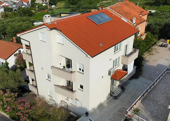 2 Bedroom In Rab Rab Town
