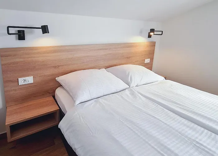 2 Bedroom In Rab